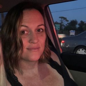 Meet your Posher, Leya